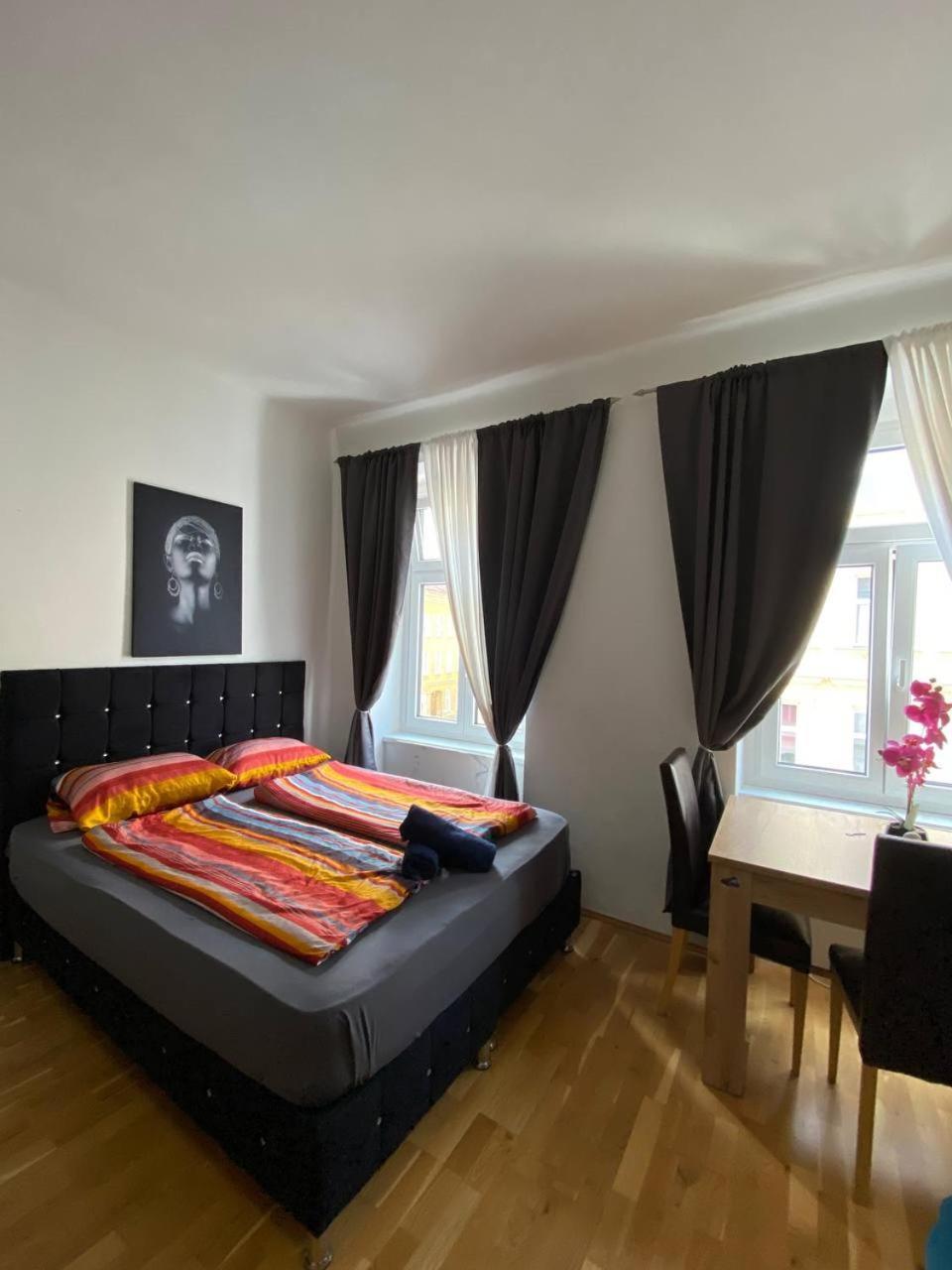 شقة Deluxe Studio In Josefstaedter Strasse Area فيينا المظهر الخارجي الصورة
