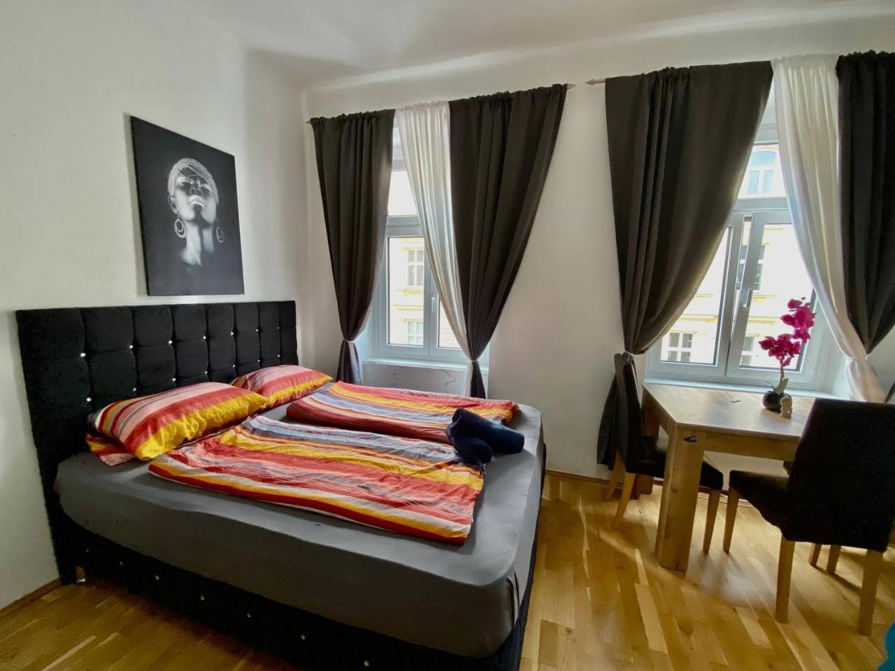 شقة Deluxe Studio In Josefstaedter Strasse Area فيينا المظهر الخارجي الصورة
